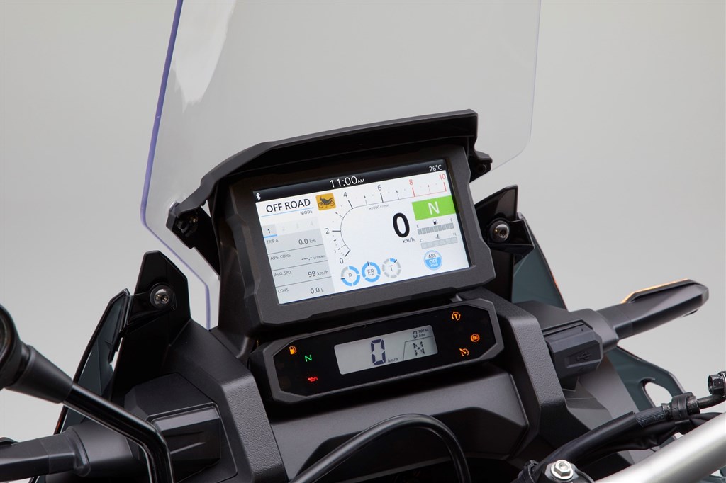 honda africa twin 1100 apple carplay